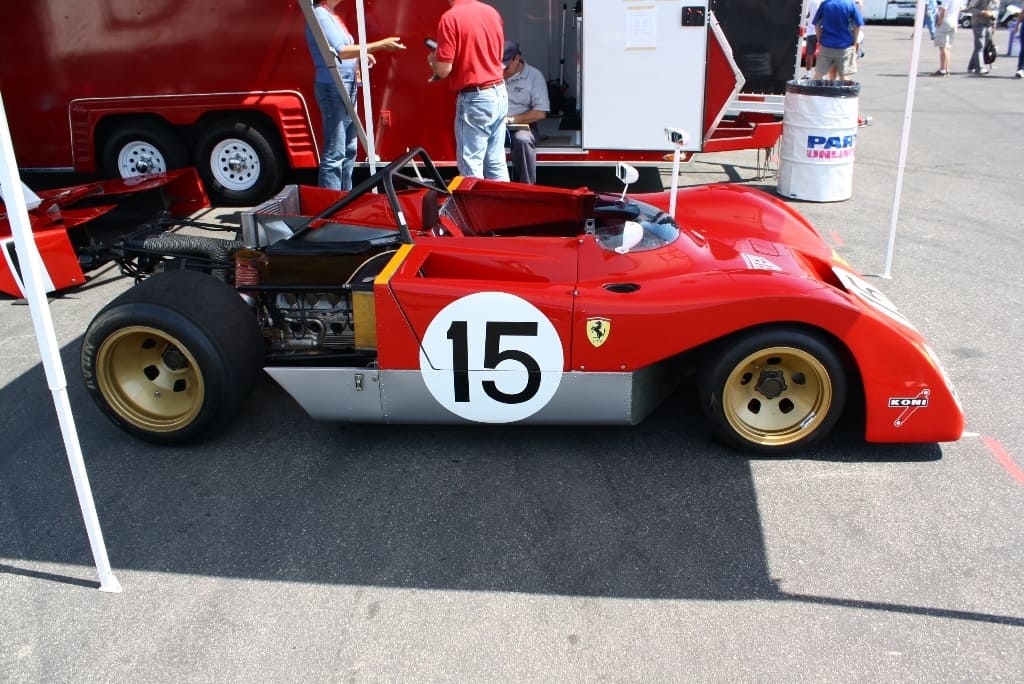 Ferrari de motor boxer 12 cilindros