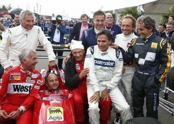 Alguns pilotos daquela época reapareceram em Zeltweg: Prost (D), Martini, Alesi, Piquet, Lauda, Berger, Patrese e Danner (Foto FIA)