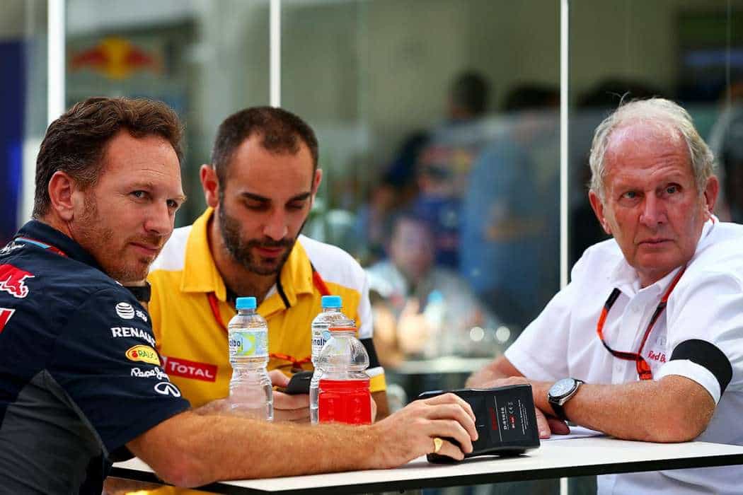 Christian Horner, Cyril Abitedoul e Helmut Marko juntam os cacos (Foto Getty  Images/Red Bull)