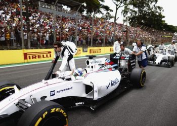 Interlagos, Sao Paulo, Brazil.
Sunday 15 November 2015.
Felipe Massa, Williams FW37 Mercedes, arrives on the grid.
Photo: Glenn Dunbar/Williams
ref: Digital Image W89P5713