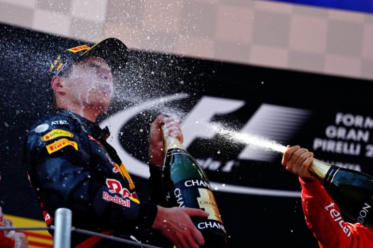 Verstappen: primeiro holandês a vencer na F-1 é tambem o mais jovem ganhador de um GP (Foto Red Bull/Getty Images)