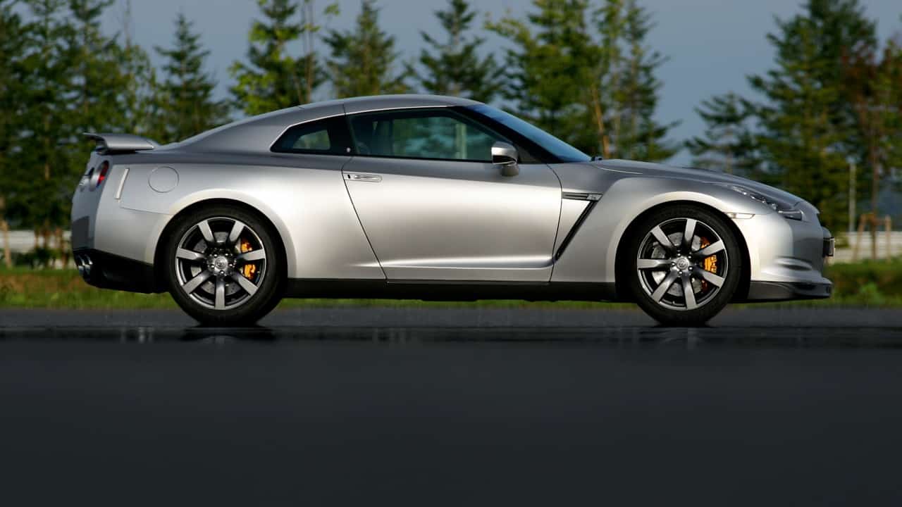 2021 Nissan GT-R R36 Skyline  Carros de luxo, Carros, Gran turismo