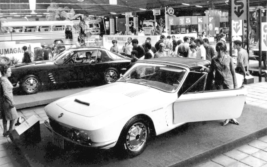 Uirapuru conversível é mostrado no Salão do Automóvel de 1966