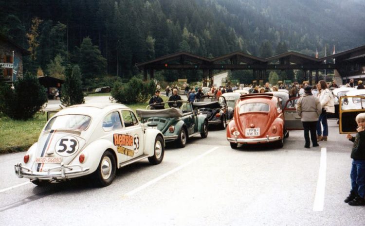 Congestionamento de Fuscas na estação do vale da Estrada Alpina (Foto: Marco Hammerand)