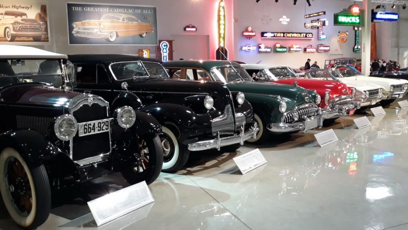 Alinhamento de modelos Buick, mais de 5 décadas em poucos metros