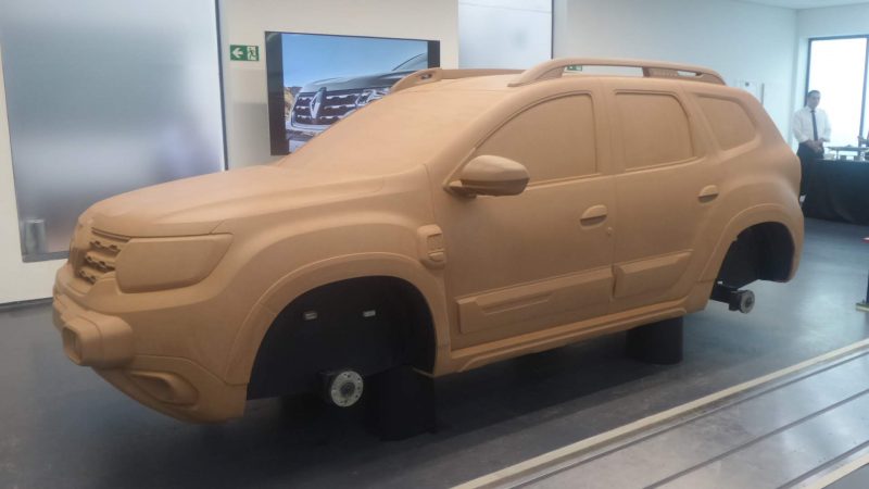 Modelo em clay (Foto: divulgação Renault)