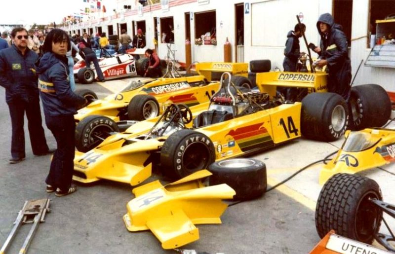 A equipe prepara o carro para o GP do Canadá de 1978 (foto: FB -Copersucar Fittipaldi F1)