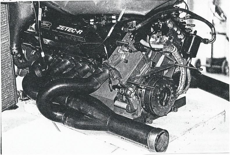 Motor Zetec-R, mais compacto que o antecessor da familia HB (Foto Cosworth)