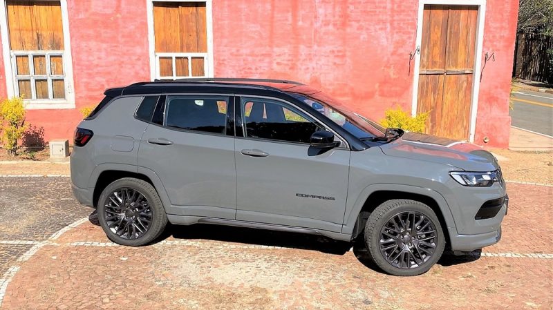 NOVO JEEP COMPASS SÉRIE S 1,3-L TURBO, NO USO (COM VÍDEO) – Autoentusiastas