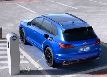 Fotos: Divulgação Volkswagen AG e Mercedes-Benz AG