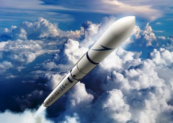 Fotos: Divulgação Porsche USA e Isar Aerospace