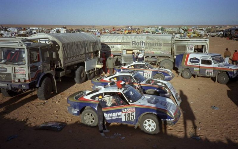 Equipe Porsche no Dakar de 1985 (fonte: Porsche road and race)