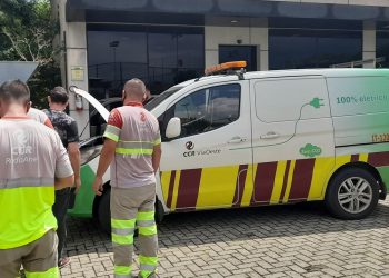 Treinamento de salvamento de vítimas de acidentes com carros elétricos  (Fotos: Divulgação CCR)