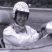 Denise McCluggage, pioneira nas pistas e no jornalismo automobilístico (Foto: Autoweek)