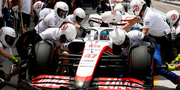 Possível limite aos salários dos pilotos é tema recorrente na F-1 (¨Foto: Haas)