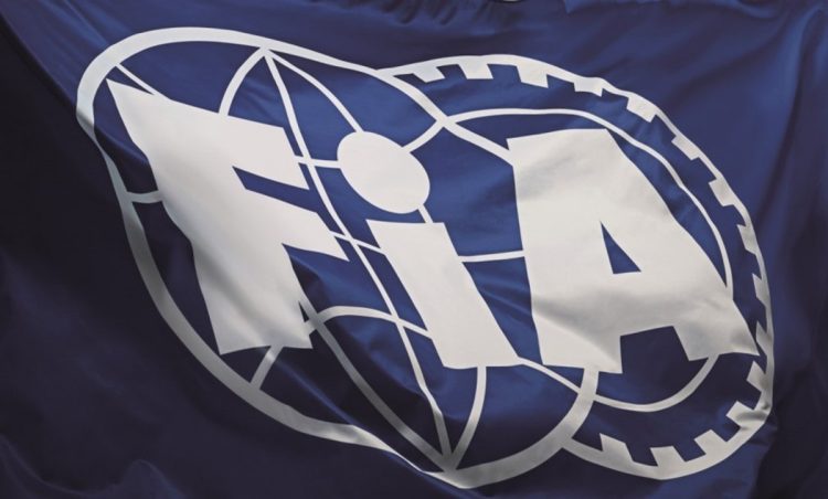 Bandeira da FIA (foto: metropoles.com)