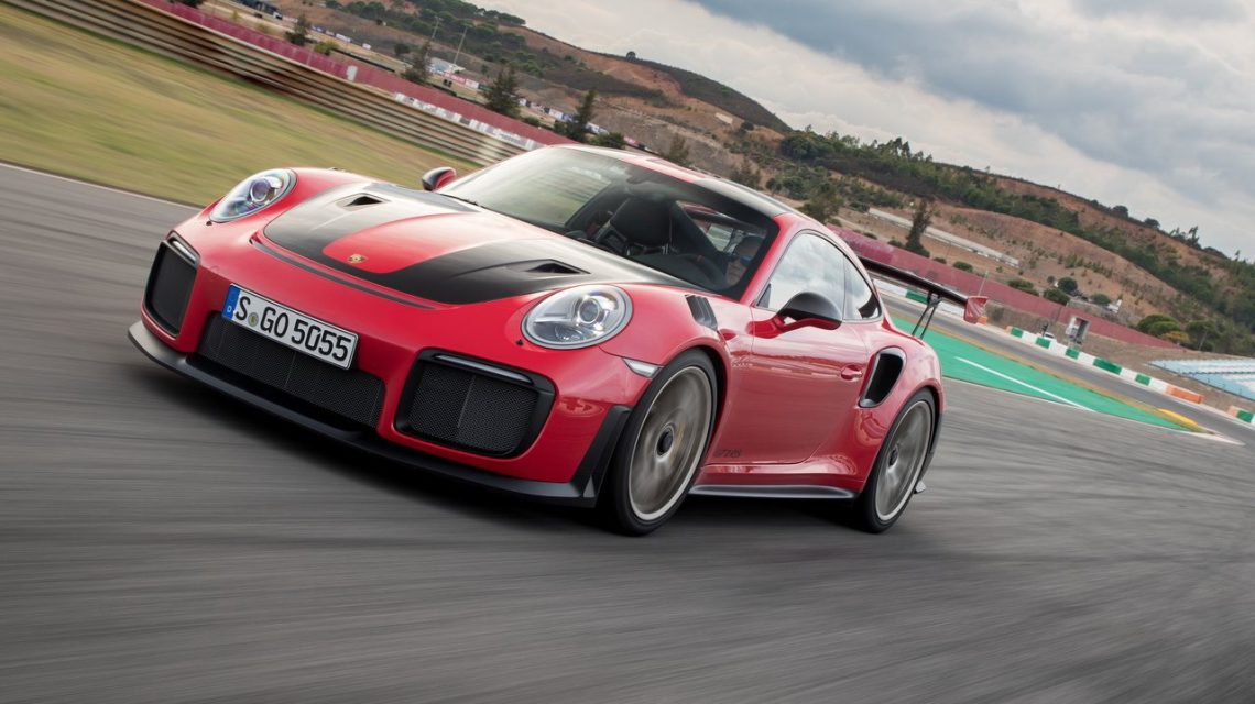 NOVA GERAÇÃO DO PORSCHE 911 GT2 RS SERÁ HÍBRIDA E TERÁ MAIS DE 700 Cv