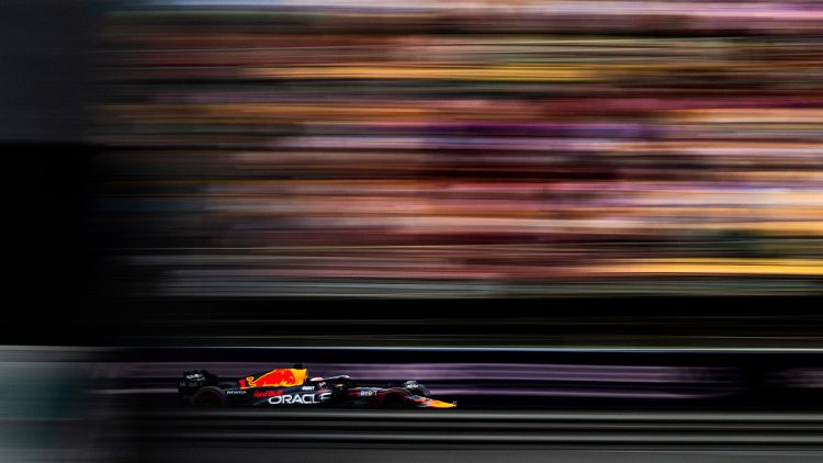 Verstappen já venceu cinco das sete provas disputadas este ano (Foto: Red Bull)