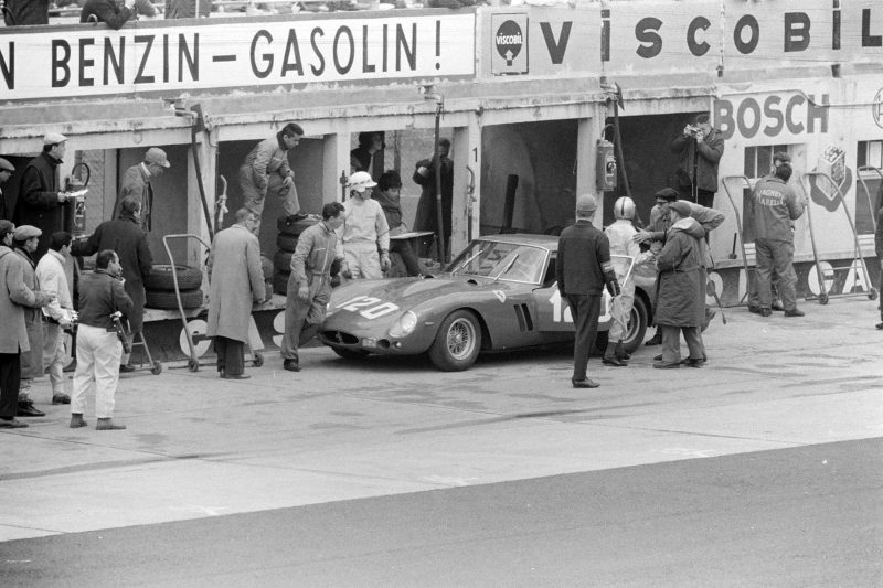 O carro 3765LM em Nürburgring, 1962 (fonte: RM Sothebys)