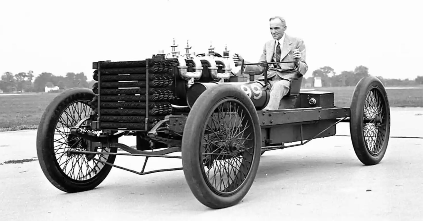 QUANDO HENRY FORD PRESTON TUCKER E HARRY MILLER JUNTOS CRIARAM UM 