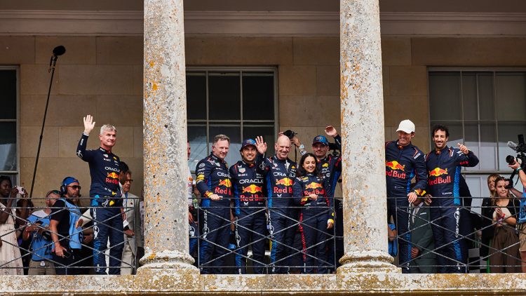 Já virou norma as equipes partirem em férias no meio da temporada (Foto: Red Bull)