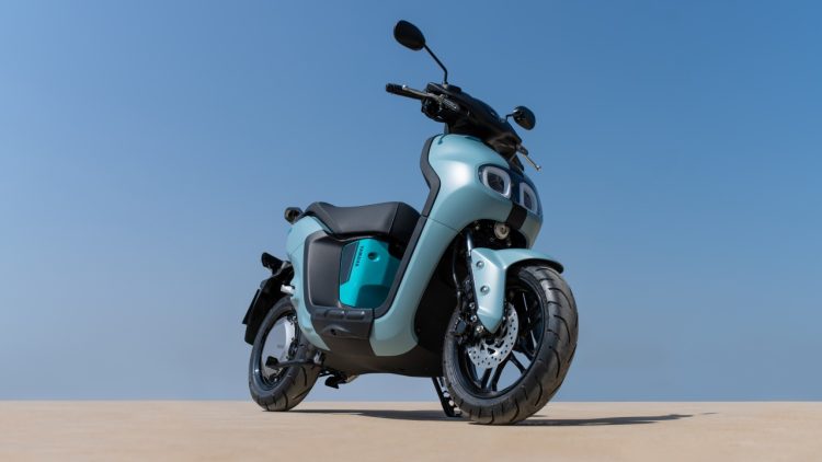 O scooter elétrico Yamaha Neo's deverá chegar em fevereiro de 2025 (Foto: divulgação Yamaha)