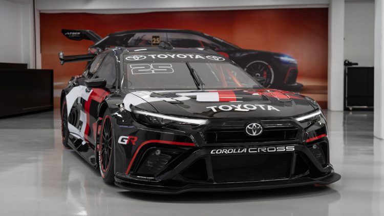 TOYOTA GAZOO Racing apresenta novo Corolla Cross para a Stock Car 2025 (Fotos: Divulgação Toyota)