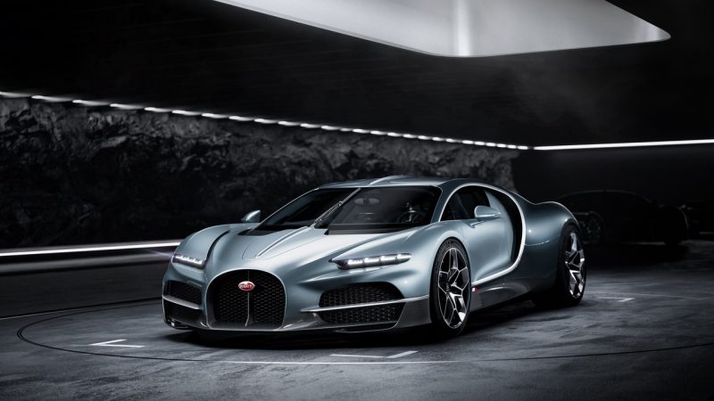 BUGATTI TOURBILLON, POUR L'ÉTERNITÉ, O LUXO VERDADEIRO