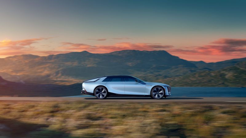 CADILLAC CELESTIQ, RETORNO AO “PADRÃO DO MUNDO” E SUA DEUSA