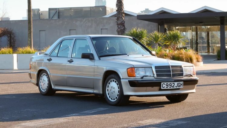 Mercedes-Benz 190 E (Fotos: RM Sotheby's)