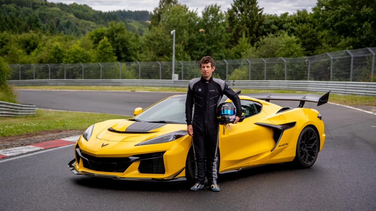 Drew Cattell, engenheiro de dinâmica veicular e piloto do Corvette ZR1X