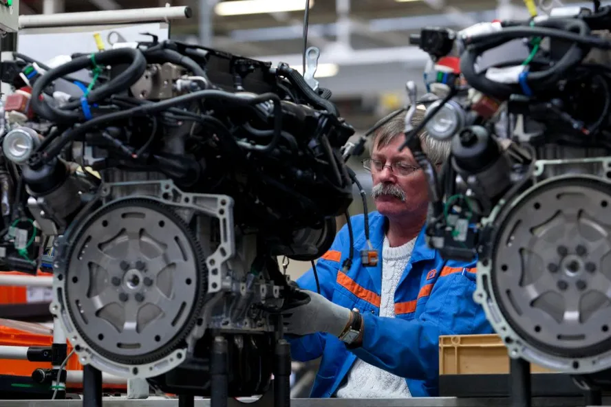 AUTOMÓVEIS: CRISE NA EUROPA ACENDE ALERTA DE “RISCO MORTAL”