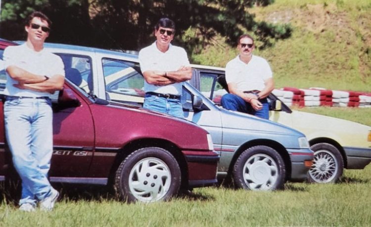 Eu, Bob e Douglas (Foto: quatrorodas.abril. com.br)