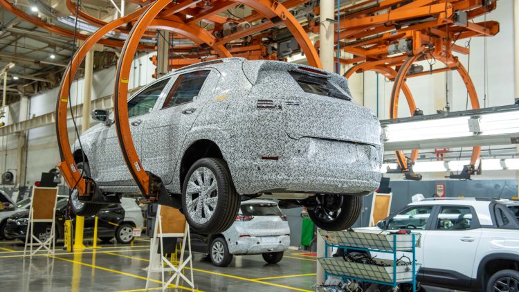 Fotos: autor e divulgação GM