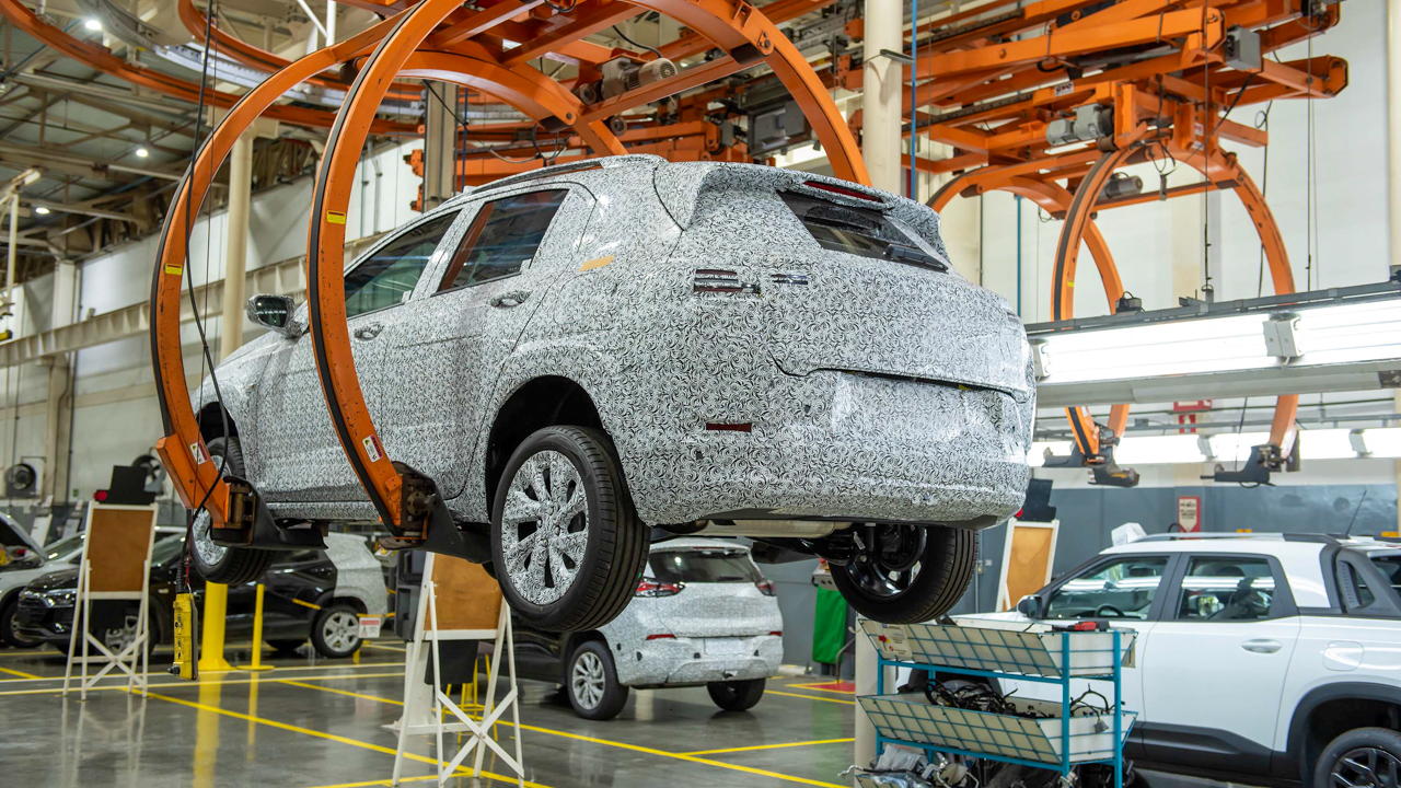 NOVO SONIC: VISITAMOS O CENTRO NERVOSO DA GM — E O QUE VIMOS VAI ALÉM DE UM NOVO SUVE