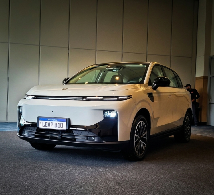 Leapmotor B10