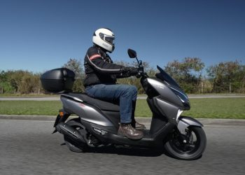 O scooter mais popular do início dos anos 2000 está de volta, renovado (Fotos: divulgação Haojue)