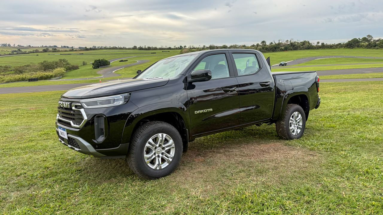 RAM DAKOTA BIG HORN: MAIS POR MENOS (COM VÍDEO)