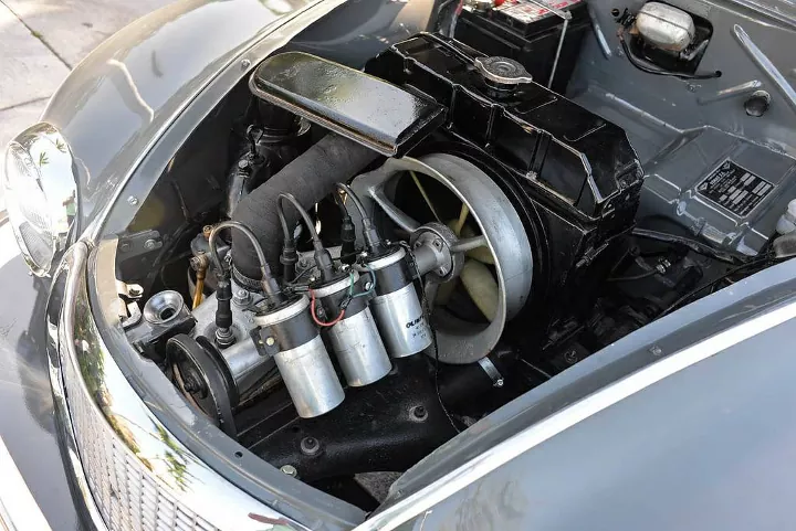 UM MOTOR DE APENAS SETE PEÇAS MÓVEIS