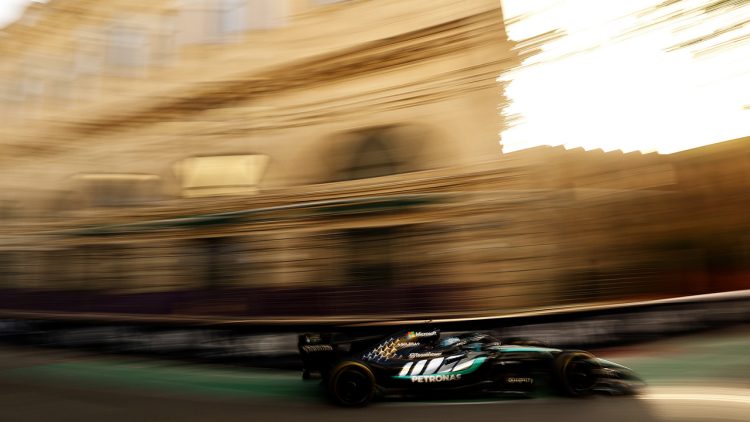 George Russell fatura mais um GP (Foto: Mercedes)